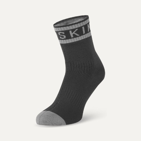 Sealskinz Mautby Black/Dark Grey - Vattentät strumpa